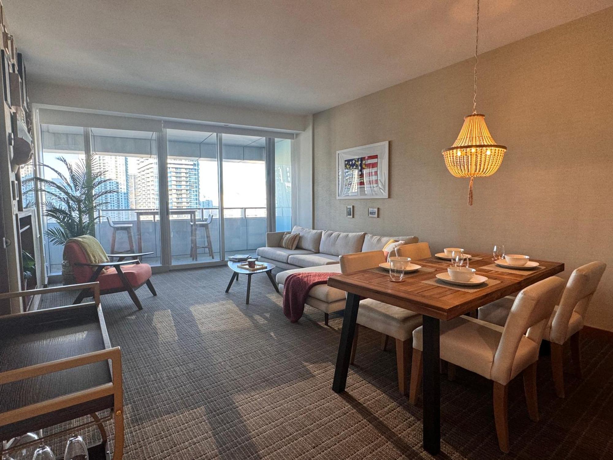 Brickell Floor 31 Sea View-free Parking By Palermo Miami